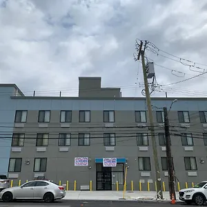 https://monti-hotel.us-newyorkcity.com